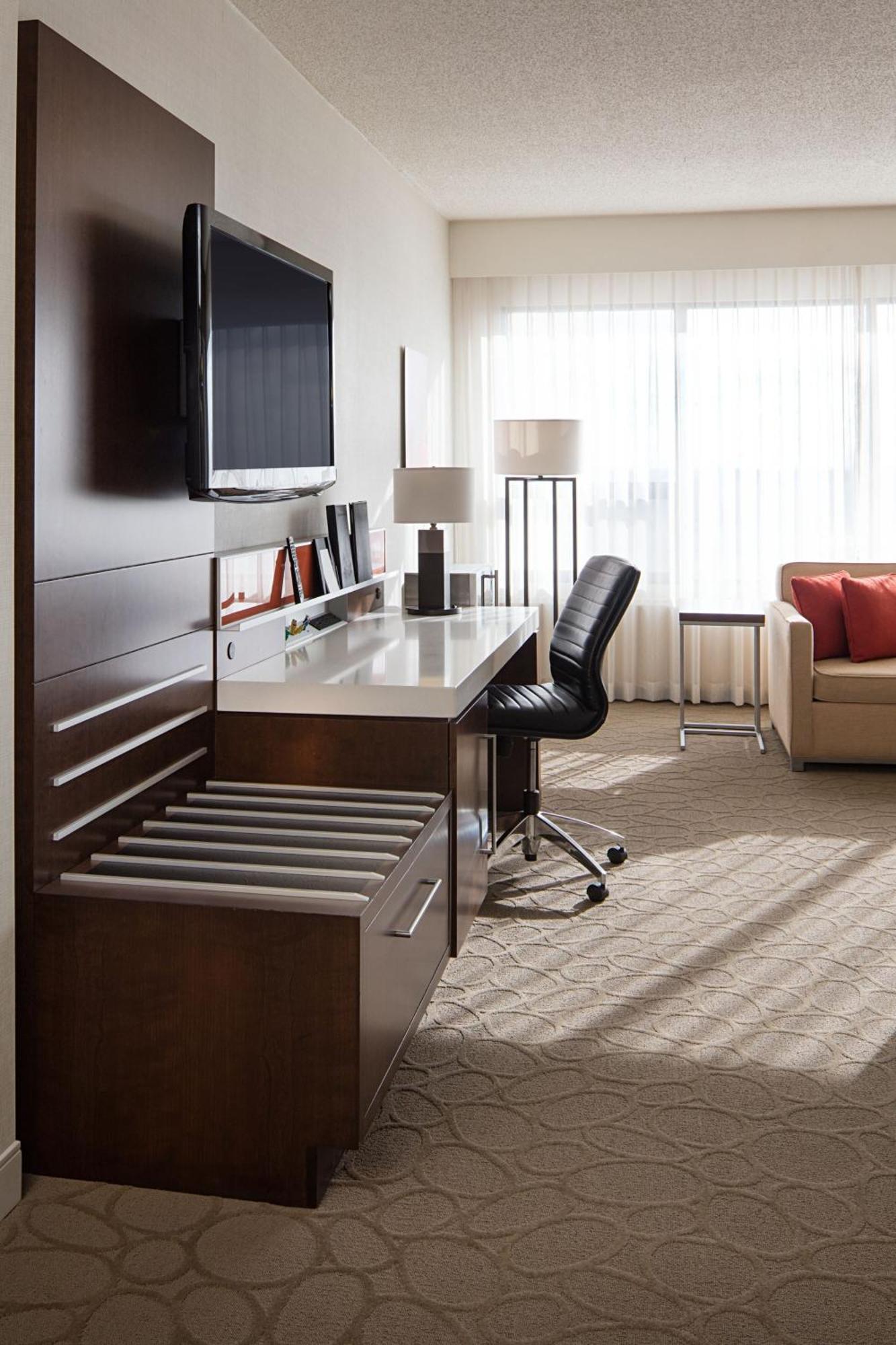 Delta Hotels By Marriott Edmonton South Conference Centre Kültér fotó