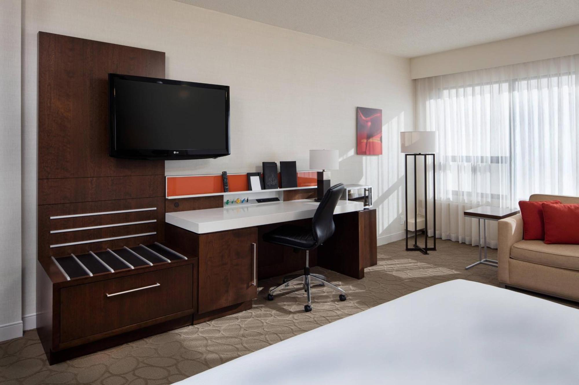 Delta Hotels By Marriott Edmonton South Conference Centre Kültér fotó