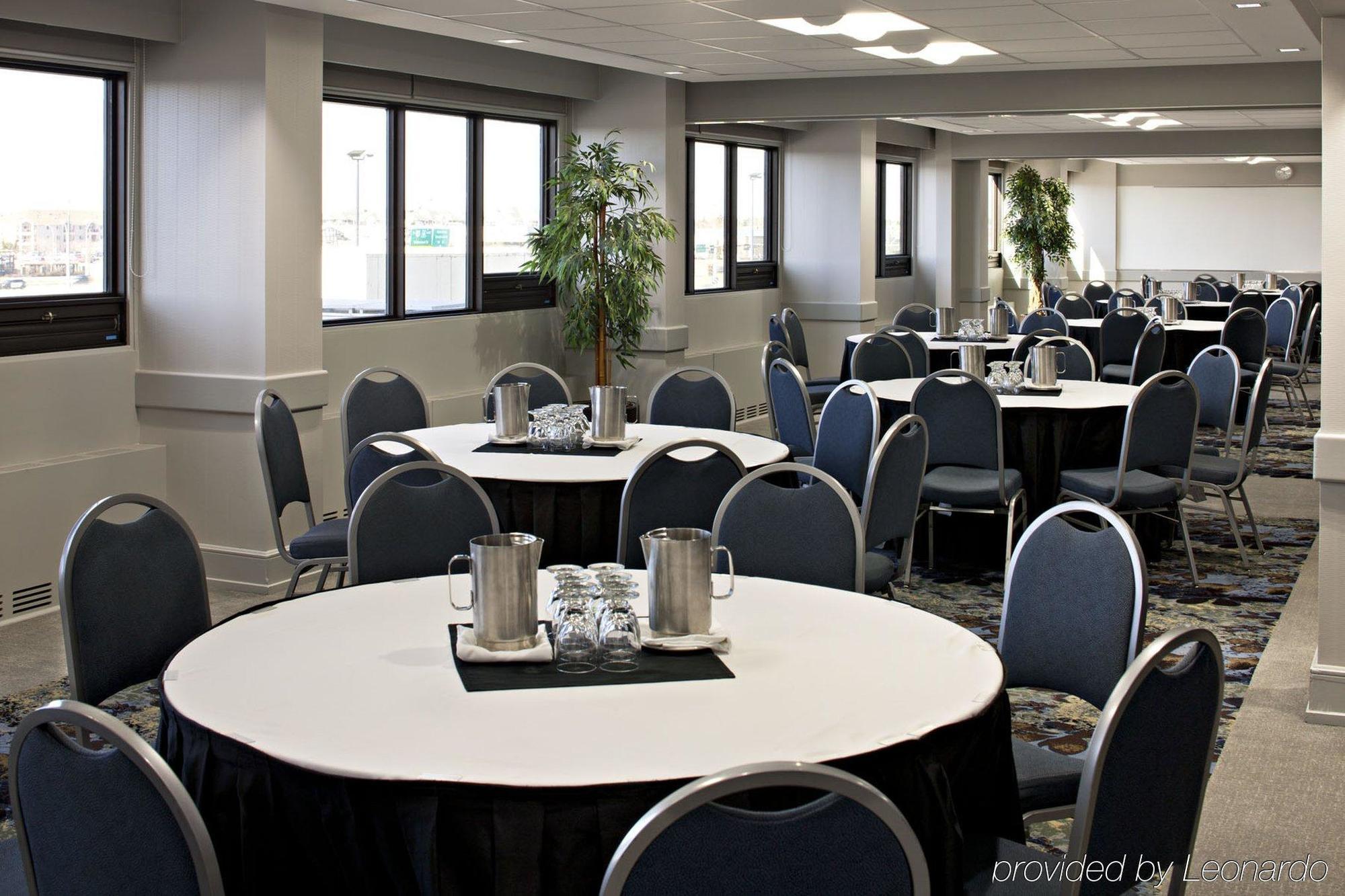 Delta Hotels By Marriott Edmonton South Conference Centre Kültér fotó